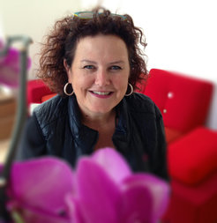 Erin Schuman (Photo by Gilles Laurent)